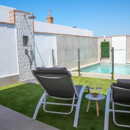 Villa A Estrenar Gallardo 3 Con Piscina Privada - Solo Parejas O Familias *